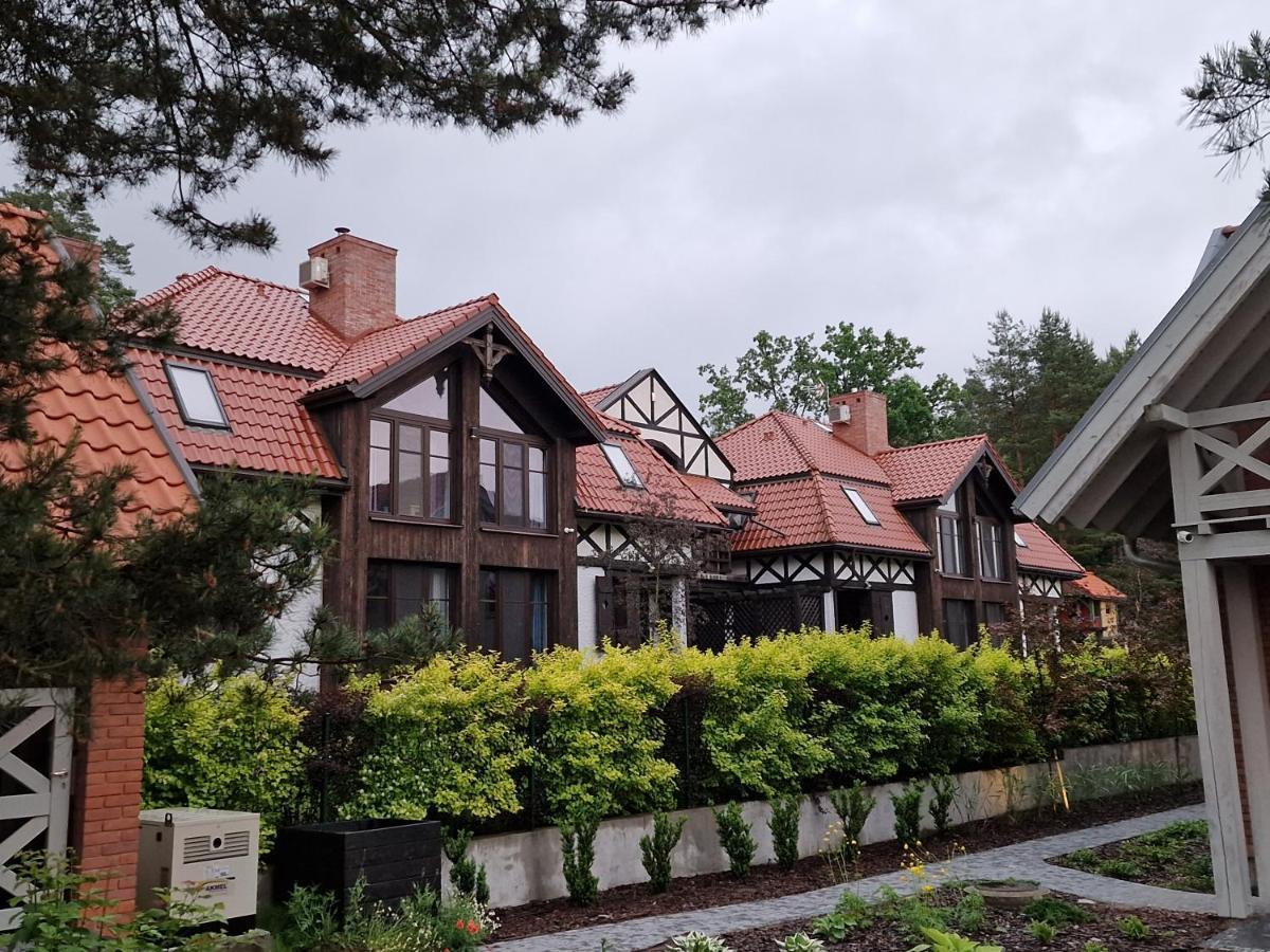 Dwor U Papuga Apartment Ручане Нида Екстериор снимка