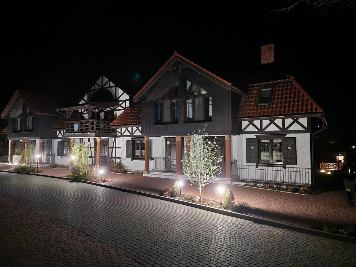 Dwor U Papuga Apartment Ручане Нида Екстериор снимка