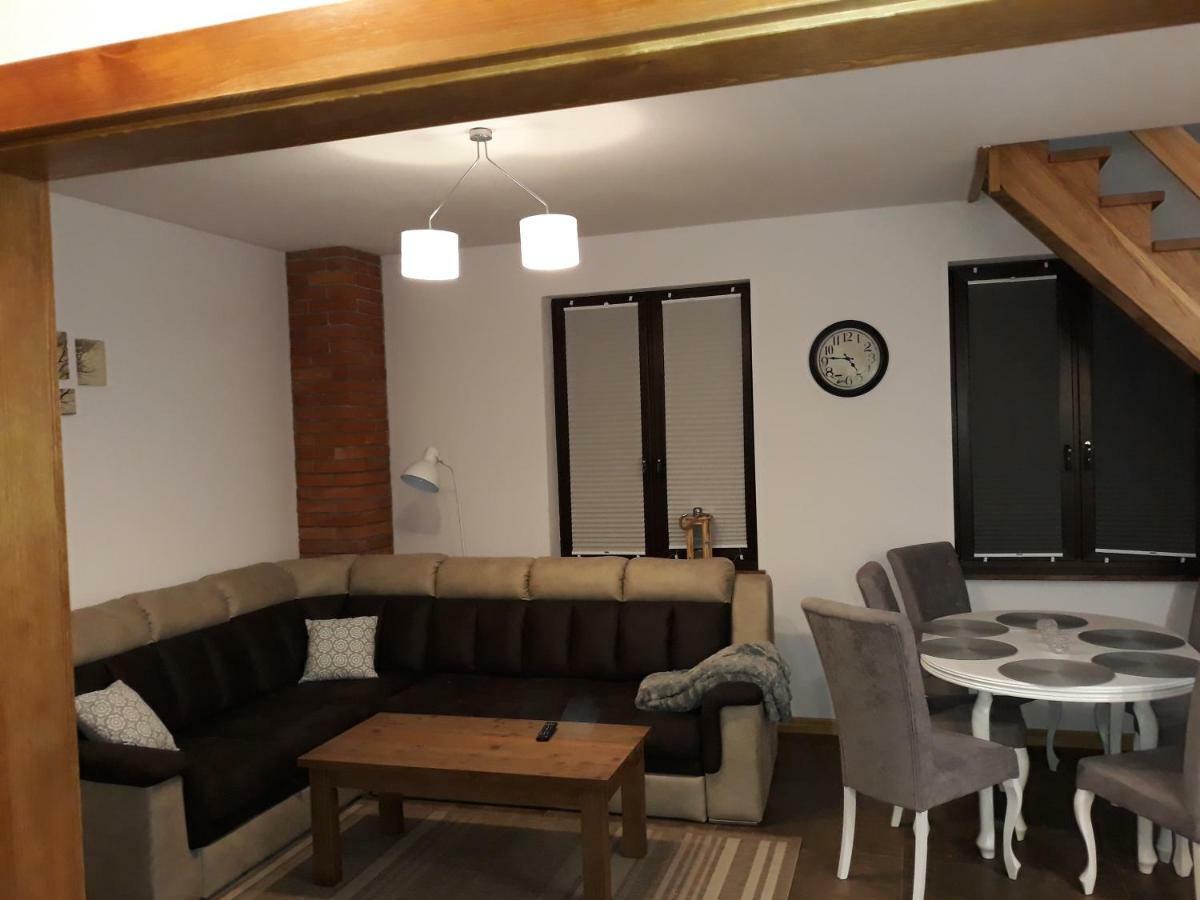 Dwor U Papuga Apartment Ручане Нида Екстериор снимка